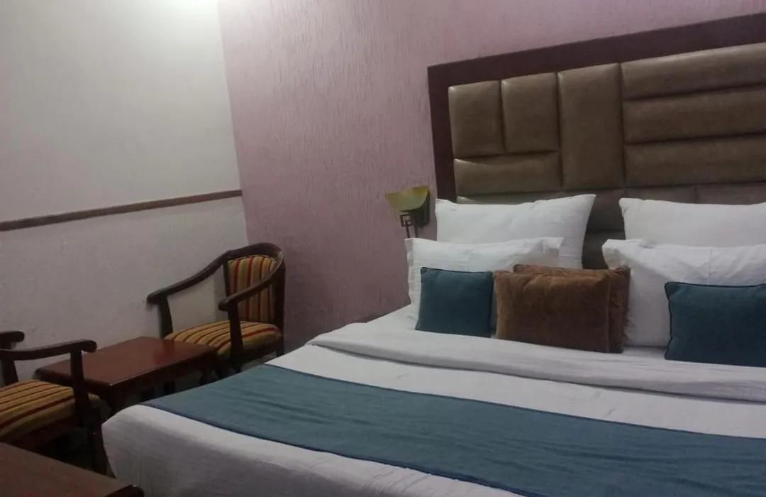 Hotel Corporate Inn-1